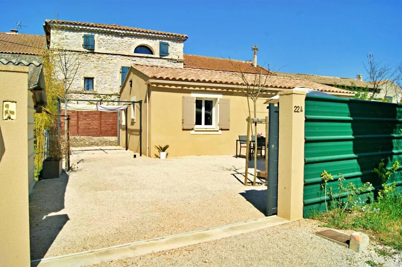 La Petite Maison En Provence Saint-Remy-de-Provence 0*,  France